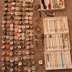 Jewelry Collection 150 Piece Lot Vintage and Costume Jewelry Collection Bracelets Necklaces Earrings less than $2 each see Our other great art antique