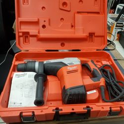 MILWAUKEE ROTARY HAMMER (5317-20)