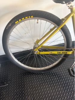 Throne Wheel 29” (Chrome)
