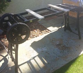 Delta universal mitter saw stand