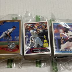 Atlanta Braves Baseball Cards Lot Of 225 