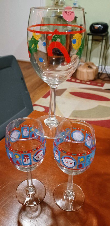 3 Christmas Wine Glasses