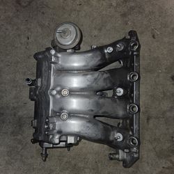Stock GSR intake Manifold 