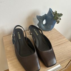 Alohas Heals, 7.5, Genuine Leather 