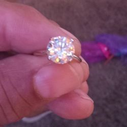 3 Carats Solitaire Diamond Engagement Ring