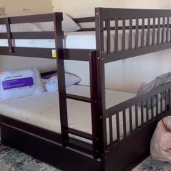 Triple Bunk bed For Sale/ Litera Triple- Camarote A La Venta 