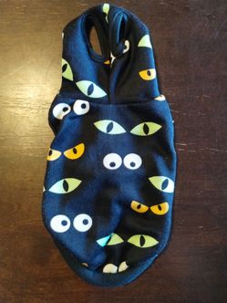 Hyde & EEK! Boutique Glowing Eyes Hoodie Dog Costume