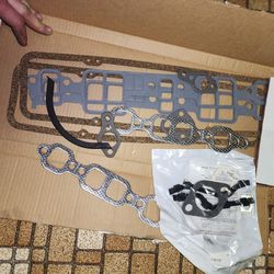 Chevy 350 Full Gasket Kit New Never Used