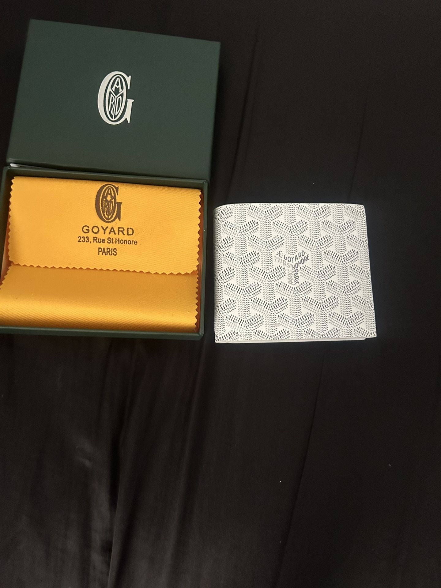 Go Yard Wallet White