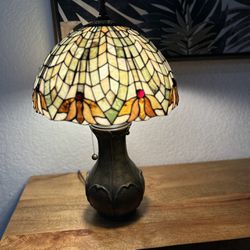 Tiffany’s Style Lamp 