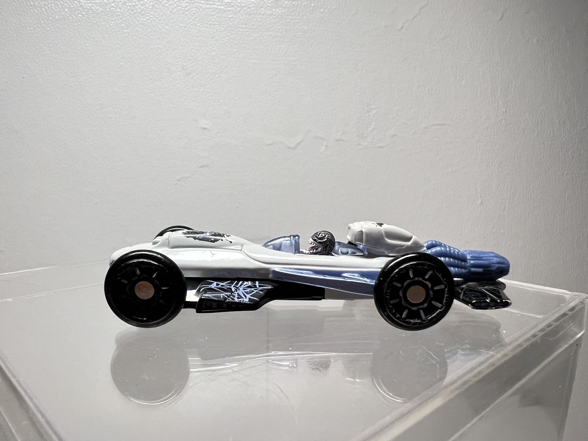 Marvel TM 2006 MARVEL DIE CAST CAR RARE Venom DREAM RACER