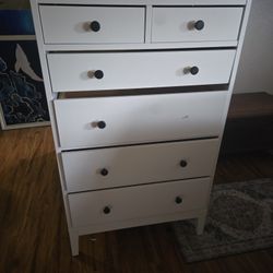 Needs Some Repair But Still Usable. Drawer Stick out Some. Very Stirdy. Heavy Solid.