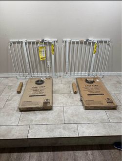 Wide Pet Gate - Baby Gate - Fits Openings 29” - 38.5”