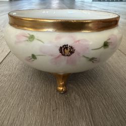 VINTAGE VIENNA AUSTRIA Mulvihill Hand Painted Floral 3 Footed Porcelain Bowl w/ Gold-Gilt
