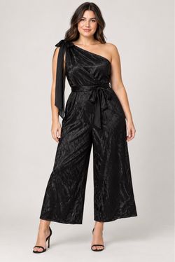 Black One-Shoulder Wide-Leg Jumpsuit