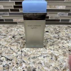 Dolce & Gabbana Light Blue Perfume 