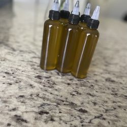 Daisy’s Rosemary Growth Oil