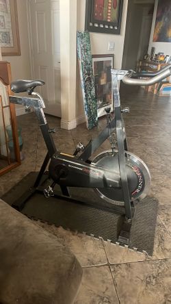 Schwinn spinner comp Stationary Bike