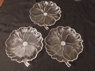 Free vintage sunflower plates