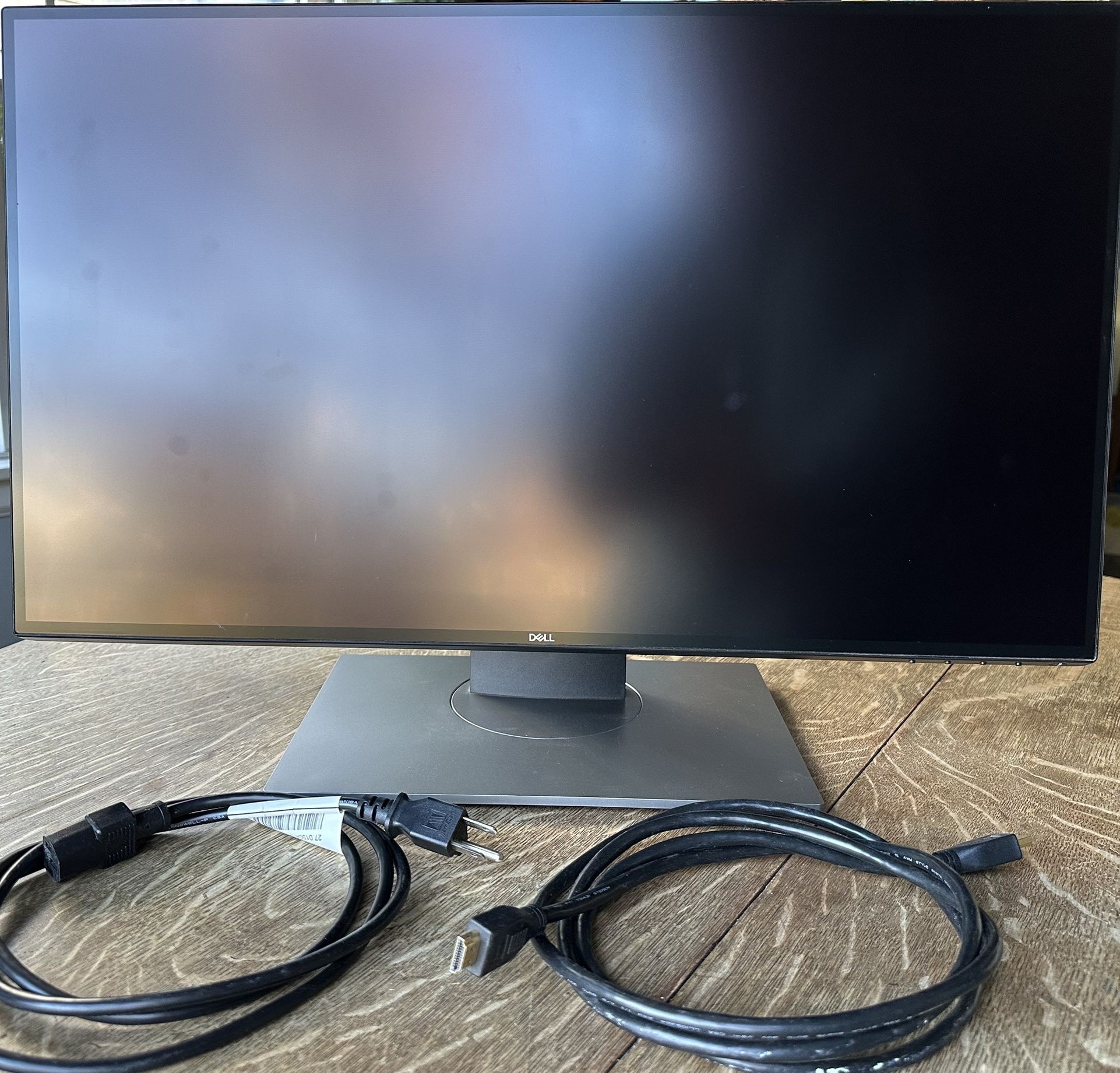 Dell 25” Ultrasharp Monitor 