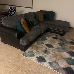 Sectional Couch 