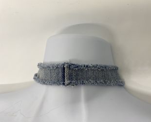Blue Jean Choker