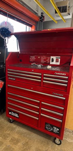 BRAND NEW HUSKY 46” 14-DRAWER TOOL CHEST & CABINET COMBO — $600