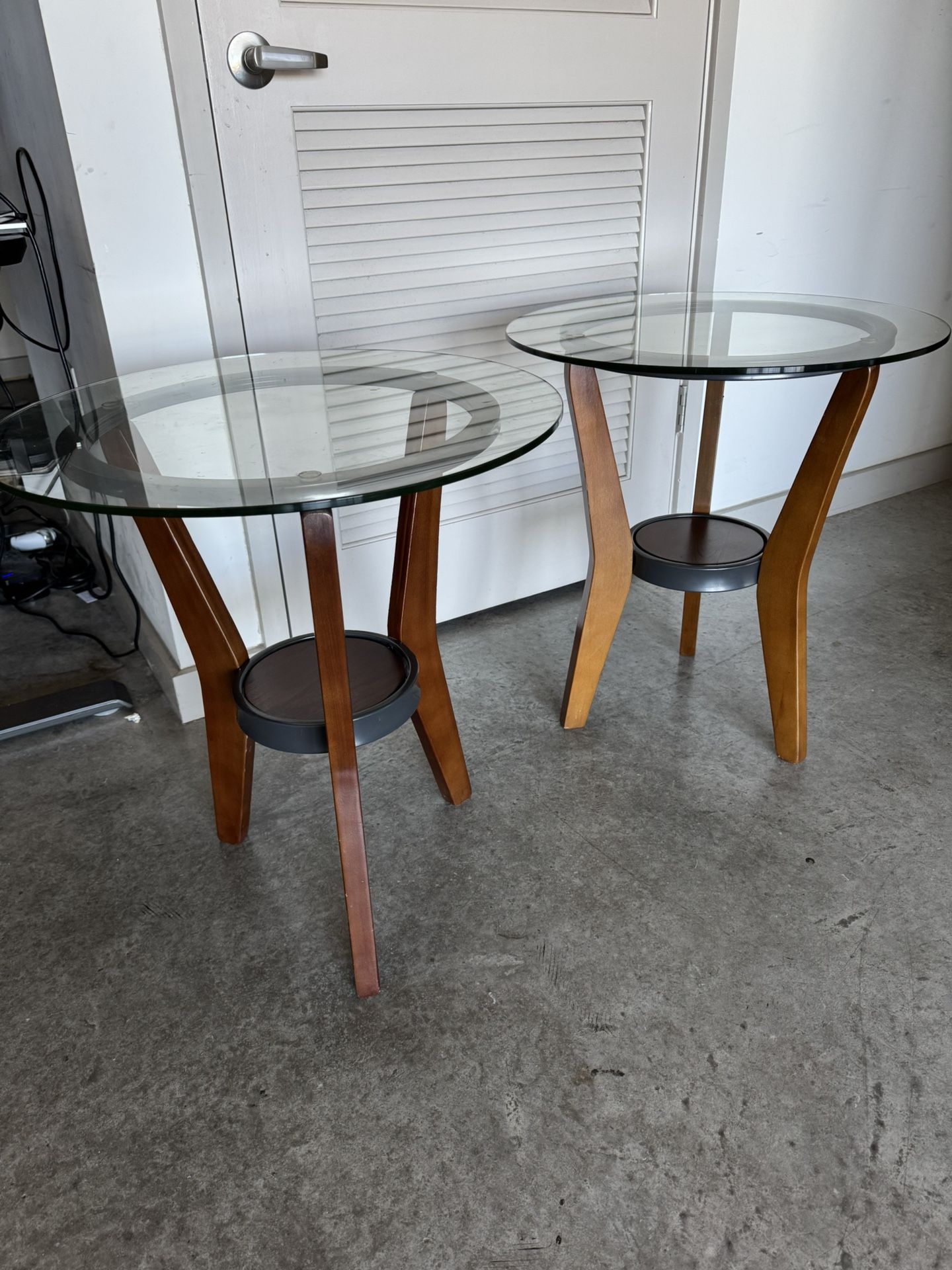 Set Of 2 Glass Top Coffee Table (Ashley Furniture)