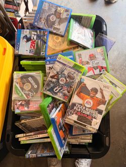 Video Game collection PS2, PS3 PS5 Xbox sports games football basketball baseball hockey soccer
