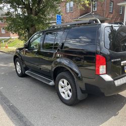 Nissan pathfinder Great Condition No Issues