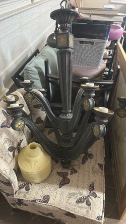 Vintage 9 Light Chandelier
