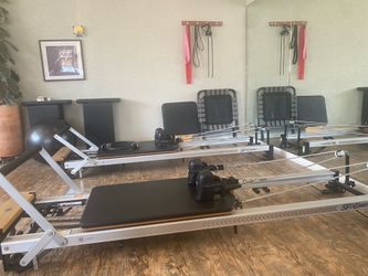 Merrithew Pilates Reformer