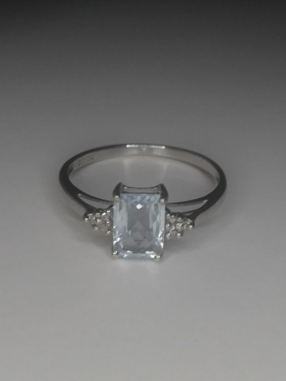 Solid 10k white gold ring size 7