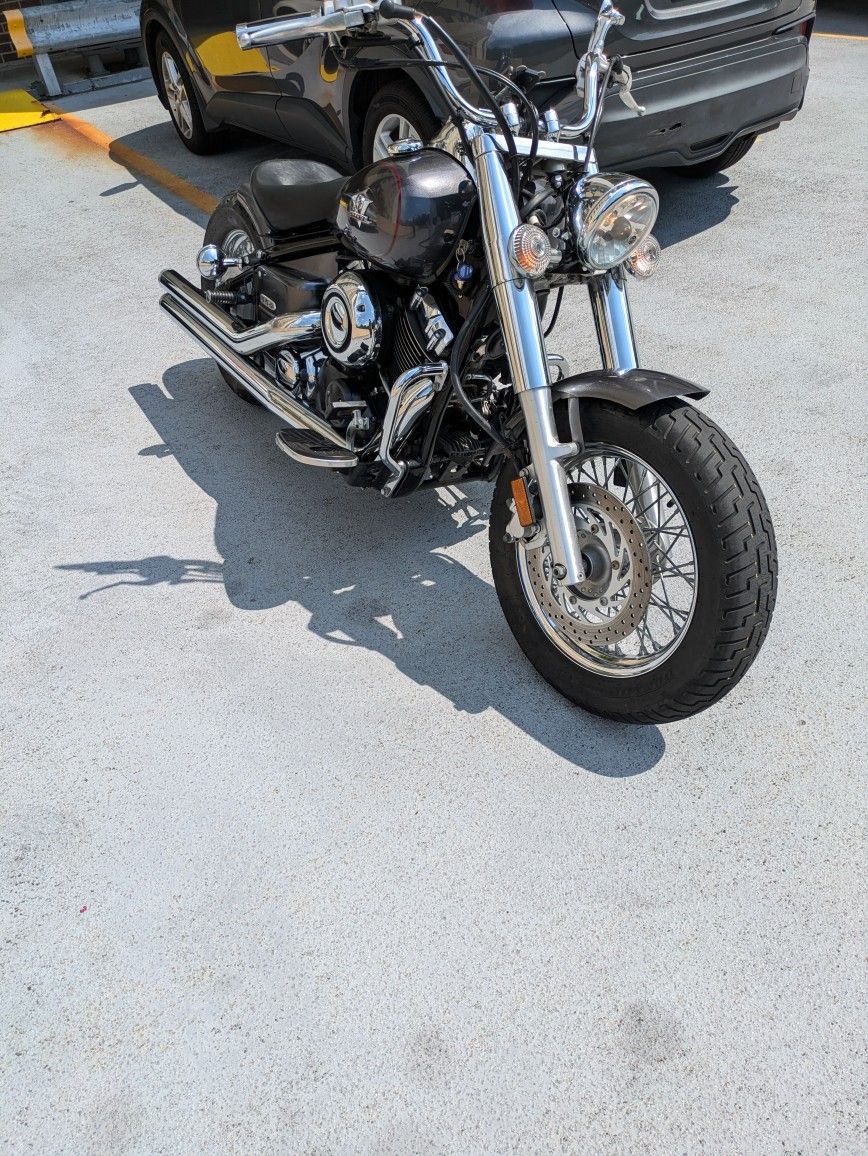 Yamaha VSTAR BOBBER , Well Maintained, Very LOW mileage