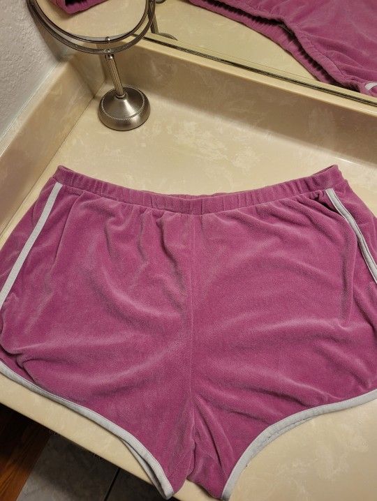 Derek Heart Pink Velour Lounge Shorts Size 2X 