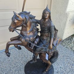 Bronze statue of Warrior on a horse