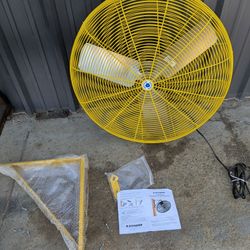 Heavy Duty Wall Mount Fan. 30" New Out O Box.Area San Jacinto California 
