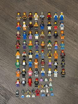 60 LEGO Minifigures Lot + Accessories