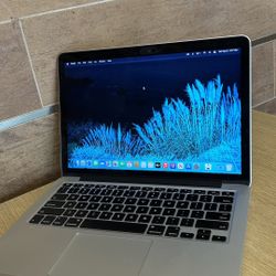 Apple MacBook Pro 13” Retina I5/8GB/256GB SSD $220