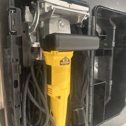 DEWALT Biscuit Joiner, 6.5 Amp, 10,000 RPM,