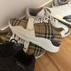Burberry shoes