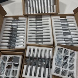 Kitchen Cabinet Pulls & Knobs 