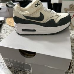 Toddler Nike Easy-On