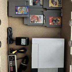 Nintendo NES Console 5-Game Bundle(Tested Working Good)