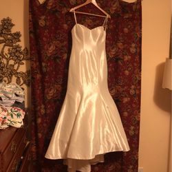New $1000 Simple Trumpet Wedding Dress Ivory 