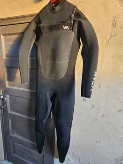 Men's Full Wetsuit Size Large 4/3, RVCA Chest Zip