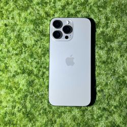 iPhone 16 Pro Max | 256GB | Natural Titanium | Factory Unlocked