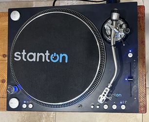 (1) Stanton ST150 Direct Dr. DJ Turntable!!!