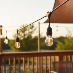 100ft Heavy Duty String Light with 30 LED Shattered Proof Bulbs + 2 Extra LED Bulbs