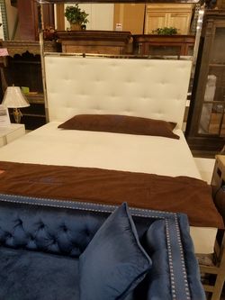 King size landon bedroom set